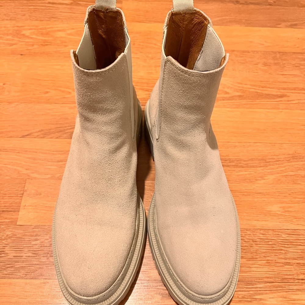Women's Cream Suede Boots